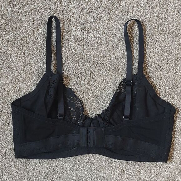 H&M Size 34D Women's Unpadded Underwire Black Lace Bra In Like New Condition - Picture 6 of 9